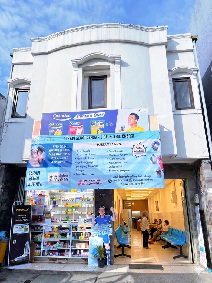 Gedung Klinik Yope, dekat alun-alun Lembang